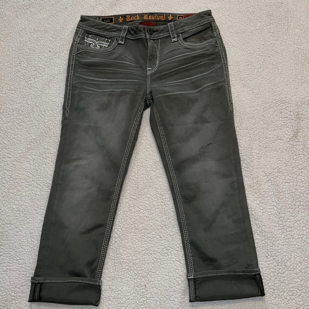 Rock Revival Calli Mid-Rise Curvy Crop jeans size 30 Gray